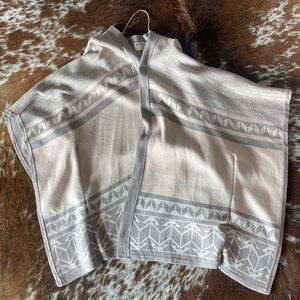 Aztec cape by Gentle Fawn